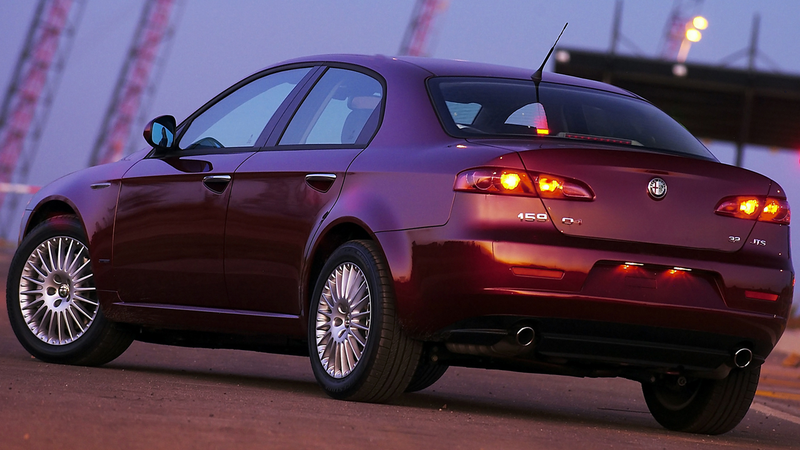 Illustration for article titled Let Us Bestow A Thousand Blessings On The Beautiful Alfa Romeo 159